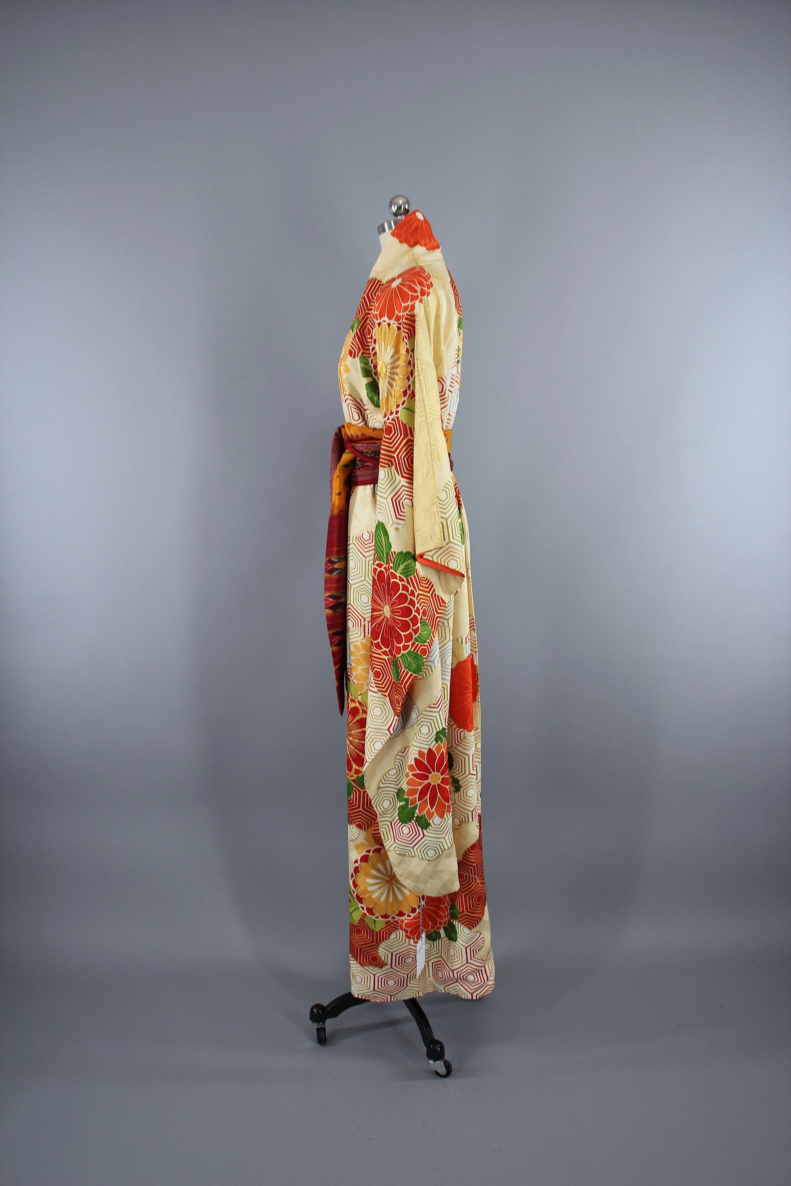 1960s - 1970s Vintage Silk Kimono Robe / Gold Orange Floral Furisode
