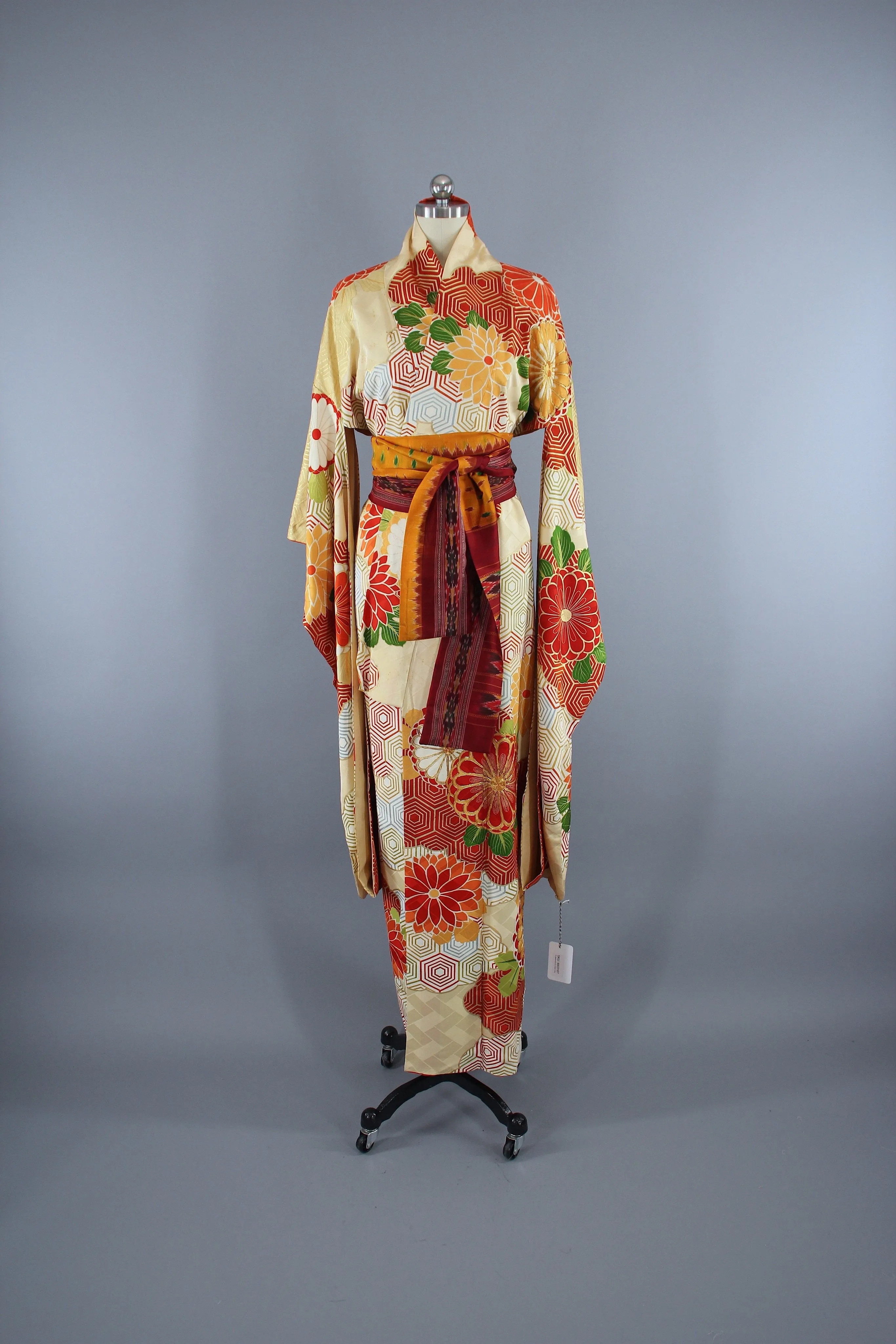 1960s - 1970s Vintage Silk Kimono Robe / Gold Orange Floral Furisode