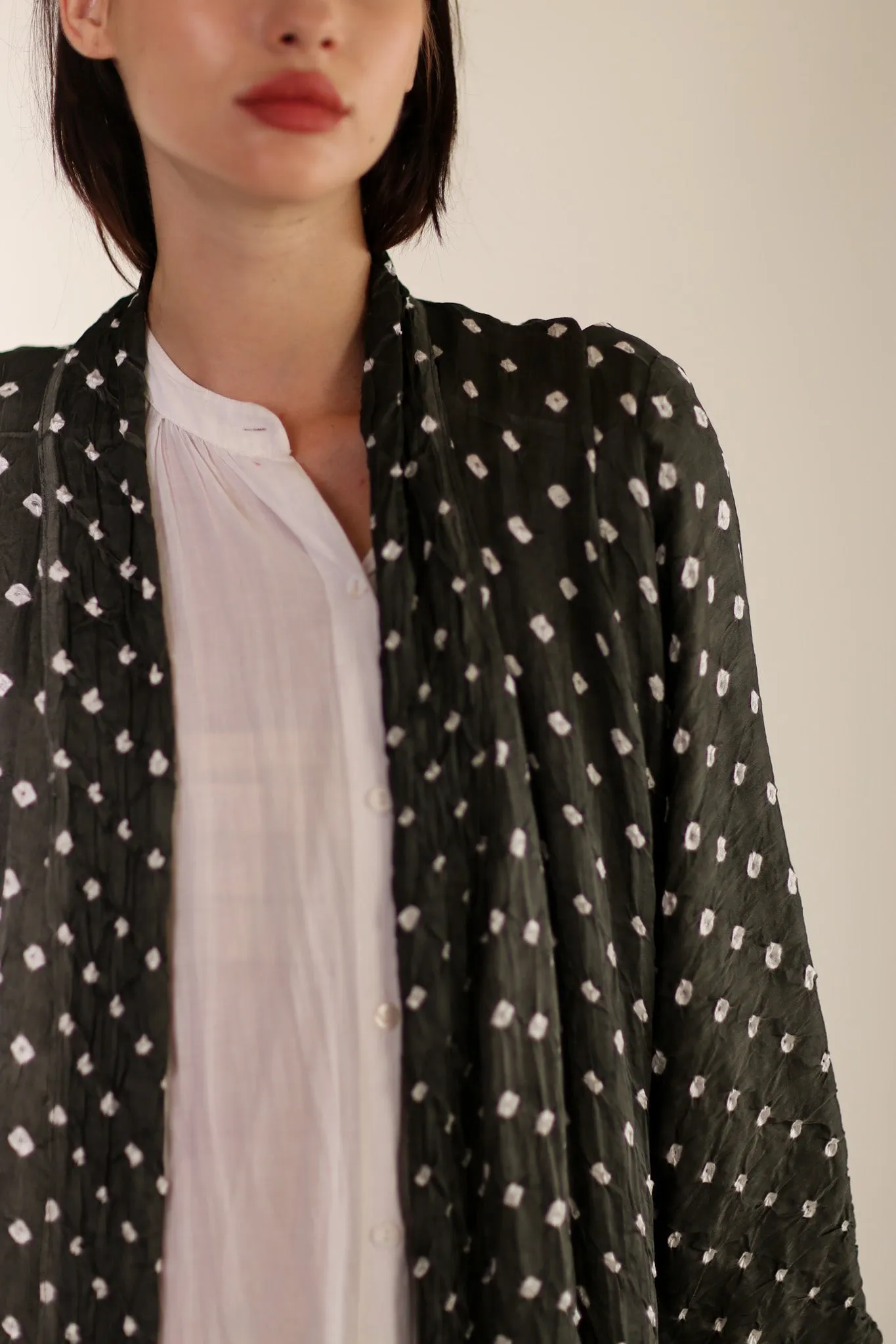BLACK DOT SILK KIMONO LUNI