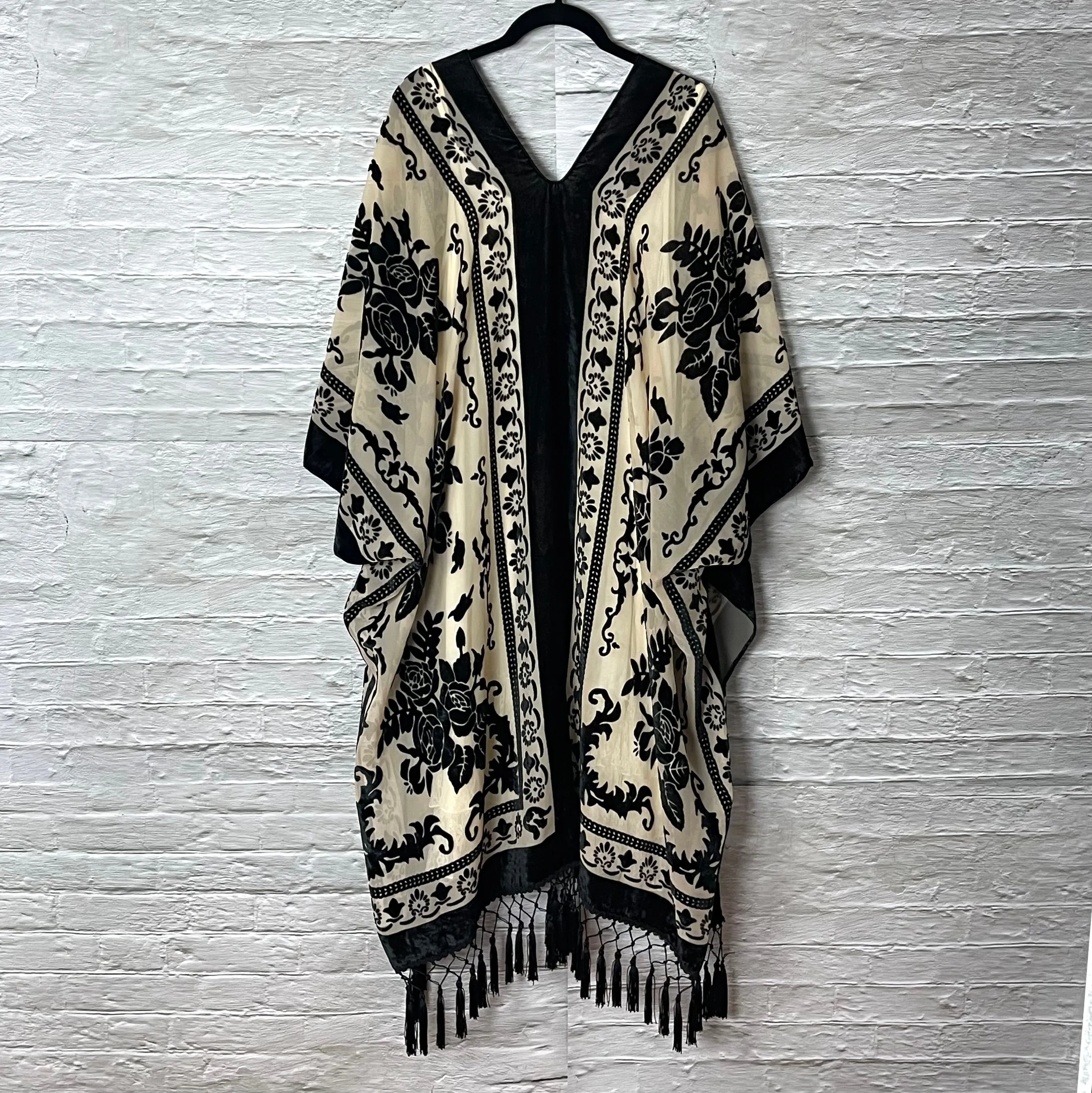 Courageous Embroidered Velvet Black Bohemian Kimono