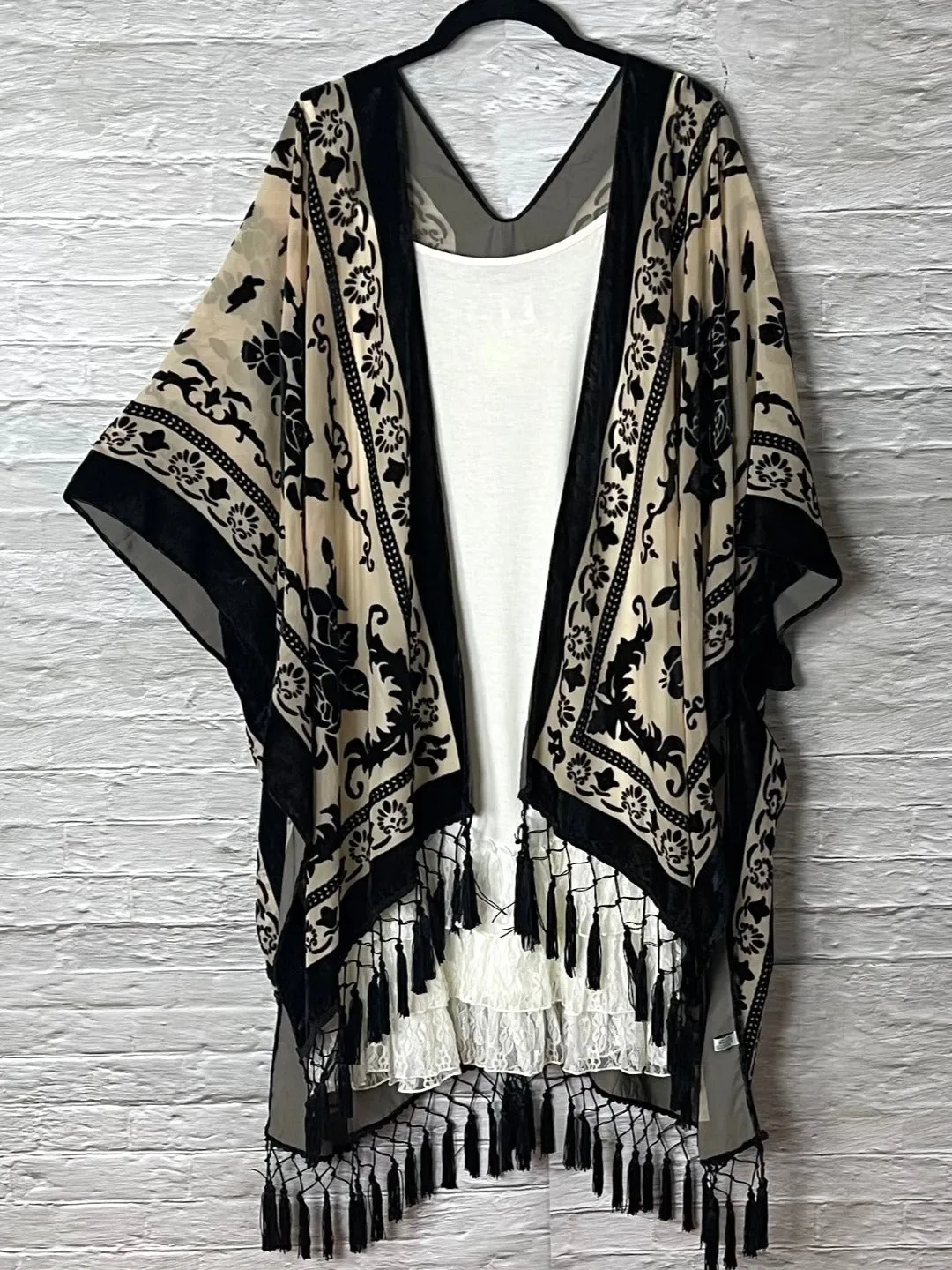Courageous Embroidered Velvet Black Bohemian Kimono