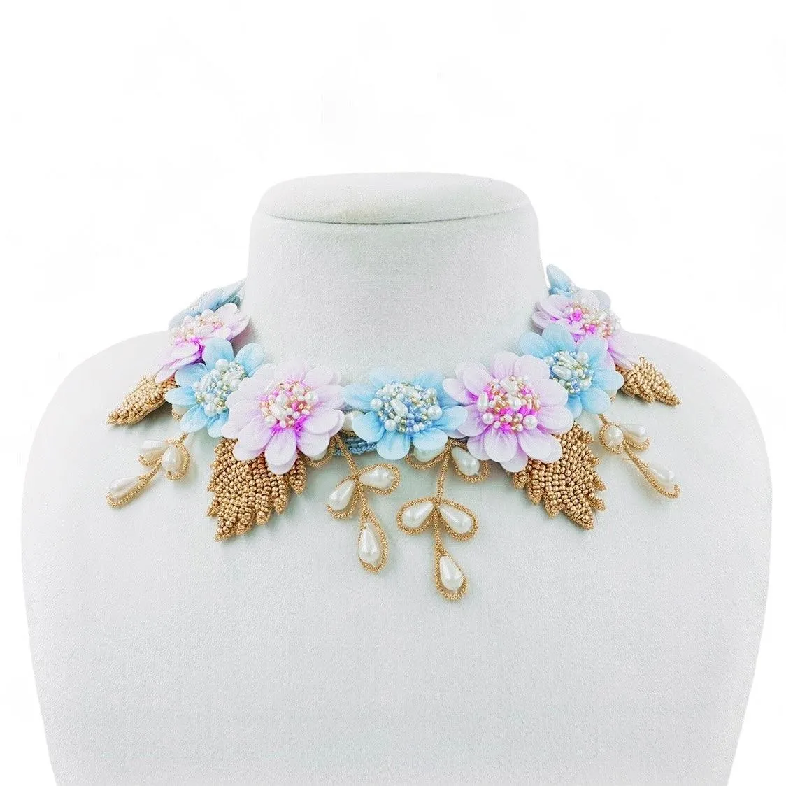 Daisy - Powder Blue (Necklace   Earrings)