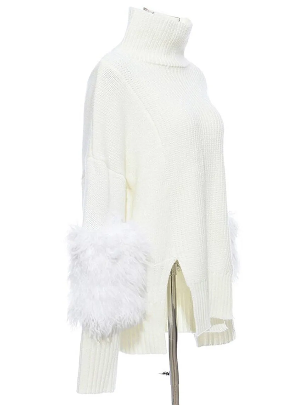 Turtleneck Feathers Sweatshirt